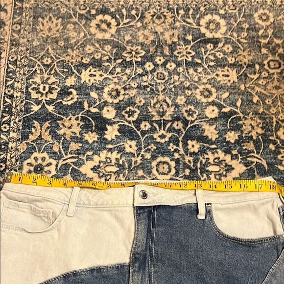 Hollister Ultra High-Rise Mom Patchwork Denim Cut Off Modern Boho Shorts - Picture 11 of 11